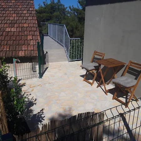 Ponistra Šibenik